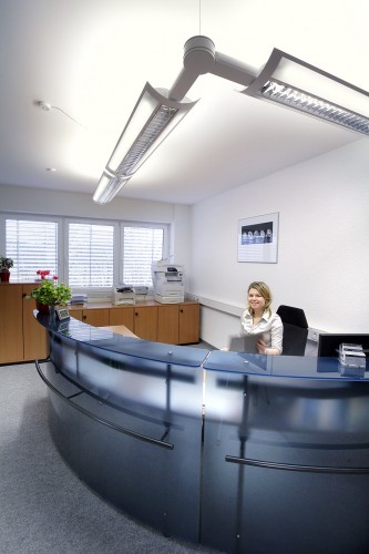 LUMITRONIX Empfang: Daniela Klatt (Buchhaltung)