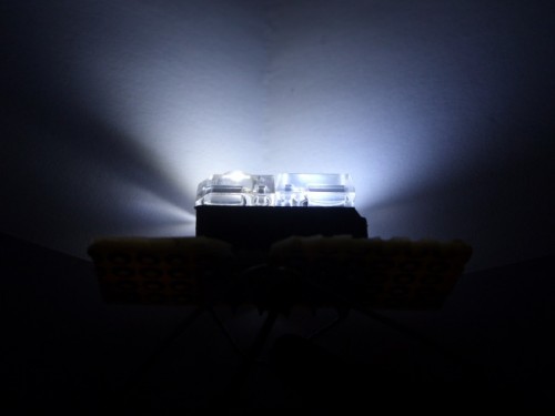 Spannung: 2,59V<br />Strom: 5,1mA<br />Widerstand: 470Ohm<br />Blendenzahl: F/2.8<br />Belichtungszeit: 1/384sek<br />Brennweite: 6mm<br />Filmempfindlichkeit: ISO-50